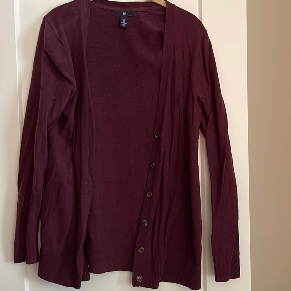 Cardigan sweater